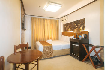 The Shilla Philia Hotel by RedDoorz