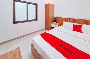 RedDoorz Syariah @ Boemi 2 Guesthouse Tasikmalaya
