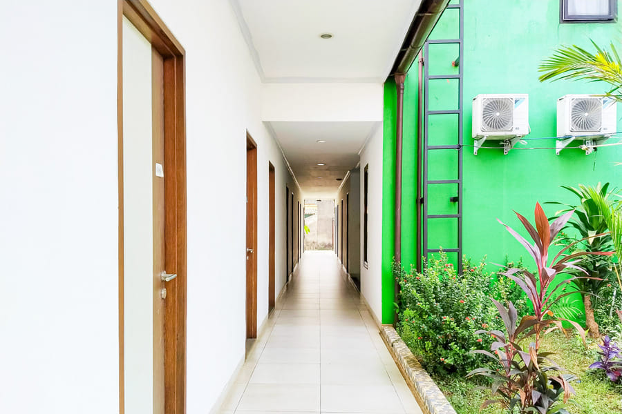 Urbanview DeJati House Jatikramat Bekasi