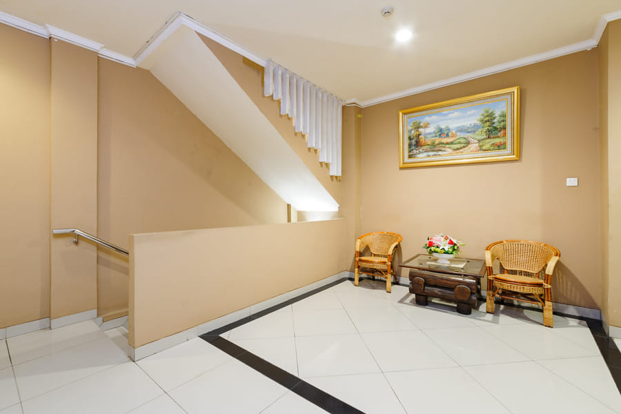 Sans Vibes Joe Hotel Soekarno Hatta Airport