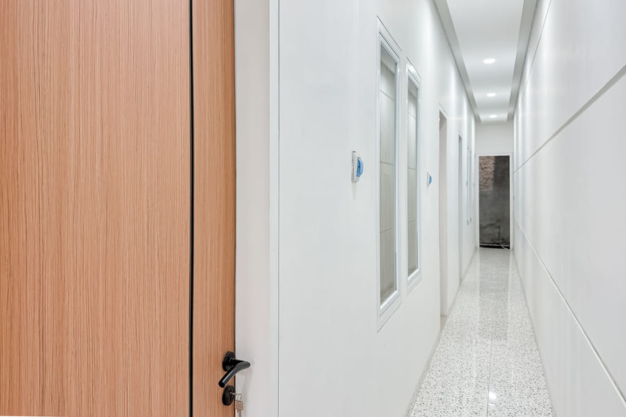 Urbanview Hidayah Living Syariah Balekambang Manahan