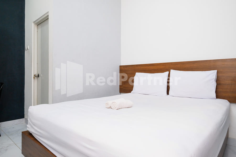 Tentram Guesthouse near Amikom Mitra RedDoorz