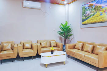 Urbanview SANT Hotel Syariah near Stasiun Tegal