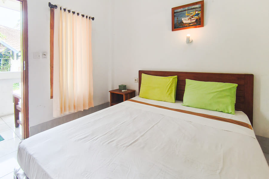 BC Inn near Senggigi Harbour RedPartner