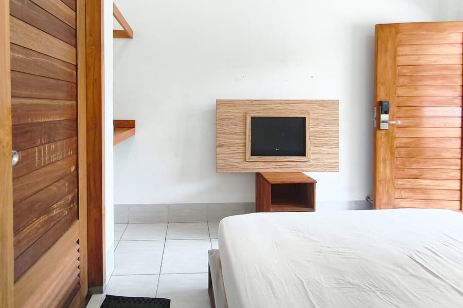 BC Inn near Senggigi Harbour RedPartner