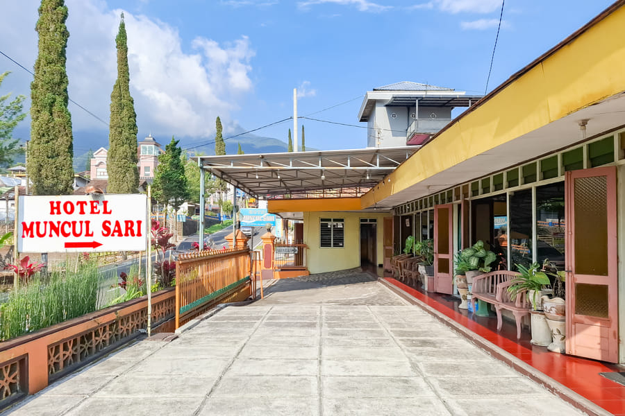 Hotel Muncul Sari Near Bukit Sekipan Tawangmangu RedPartner