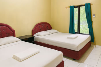 RedDoorz @ Hotel Galuh Putra Pangandaran