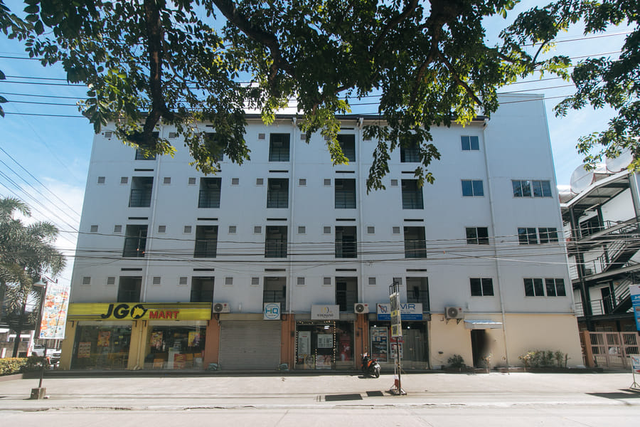 RedDoorz @ Coral Tree Residences