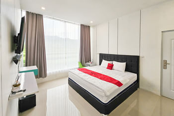 RedDoorz Syariah @ Svarga View