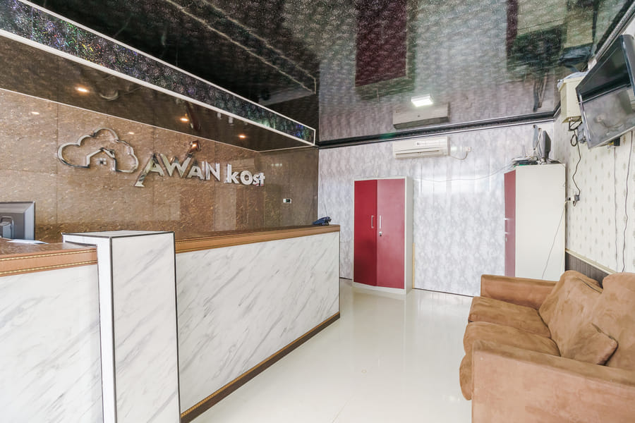 RedDoorz Plus near Palembang Icon Mall 2