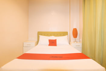 RedDoorz @ Benelio Suites Pavia Iloilo