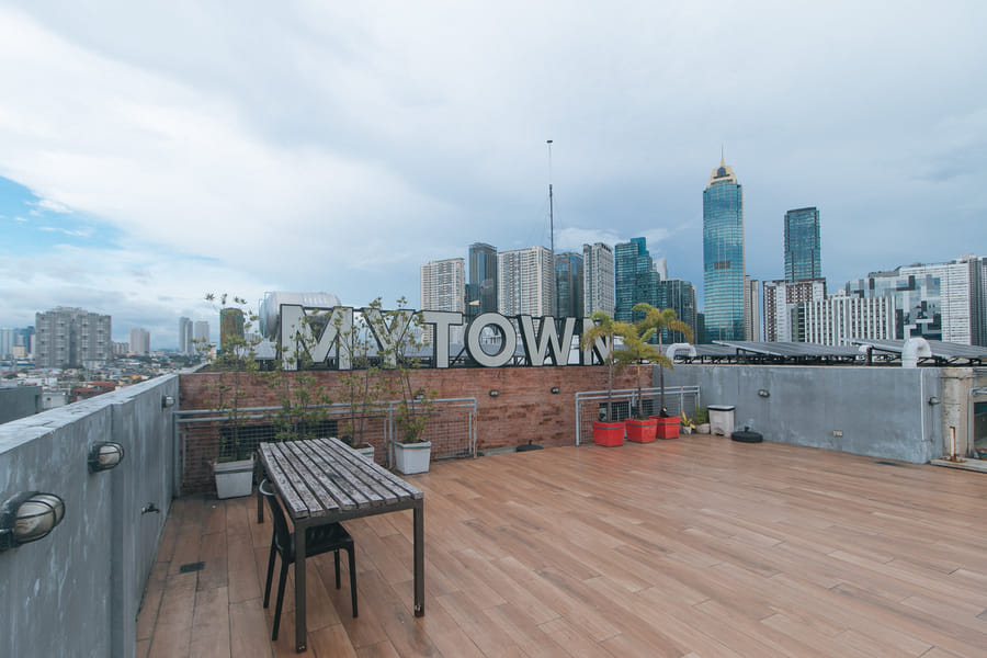 RedDoorz Premium @ MyTown New York