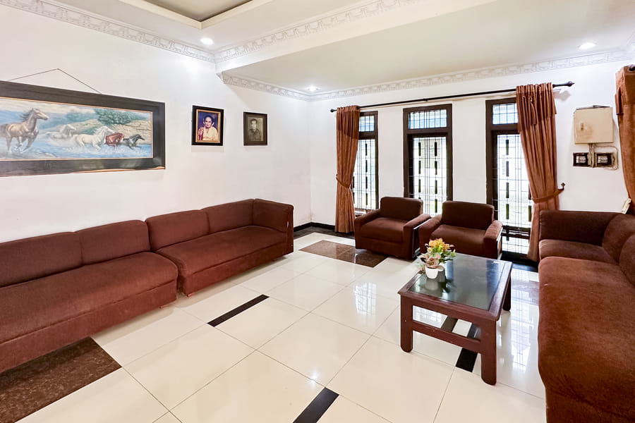 RedDoorz near Gajah Mada Park Medan