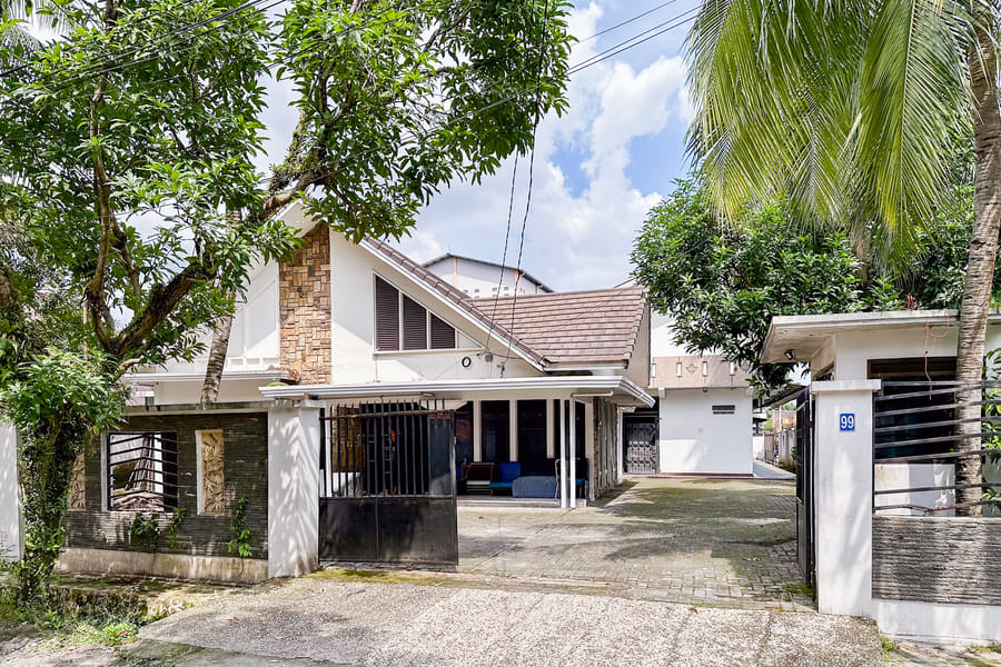 RedDoorz near Gajah Mada Park Medan