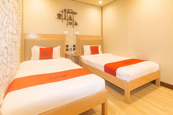 RedDoorz Plus @ AS Fortuna Cebu