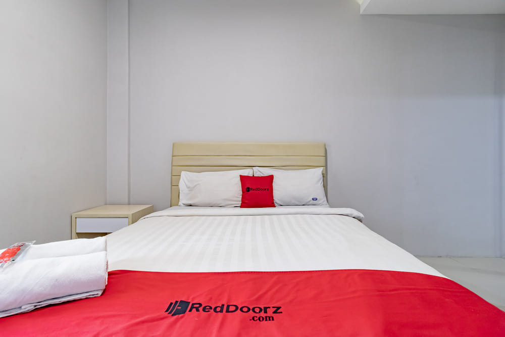 RedDoorz Room