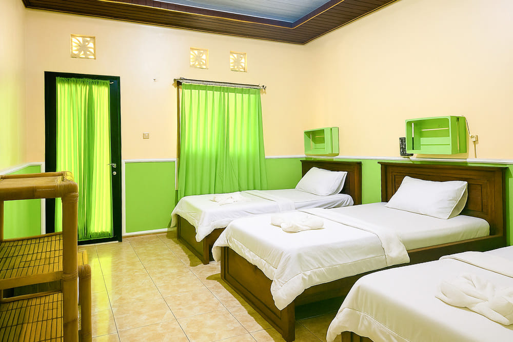 Triple Room