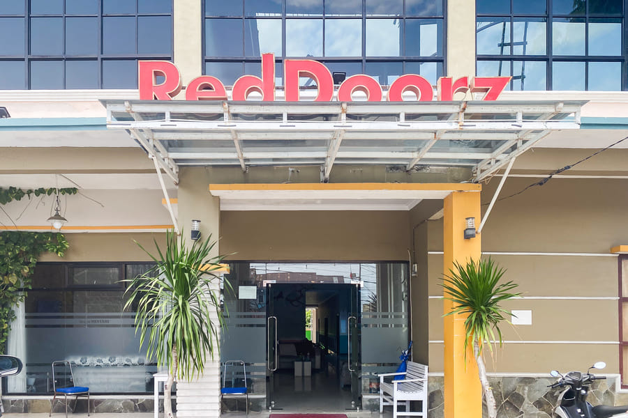 Reddoorz Syariah @ Hotel Grand Mentari