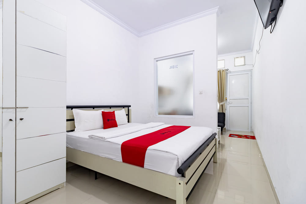 RedDoorz Premium