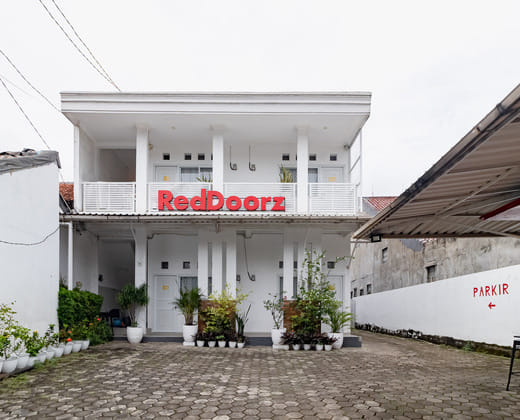 RedDoorz Syariah near RSUD Bogor