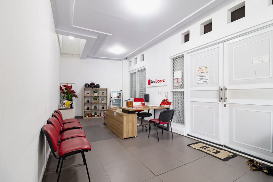 RedDoorz Syariah near RSUD Bogor