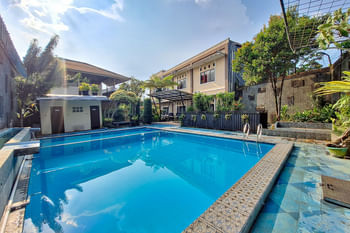 Urbanview Hotel Gumilang Puncak