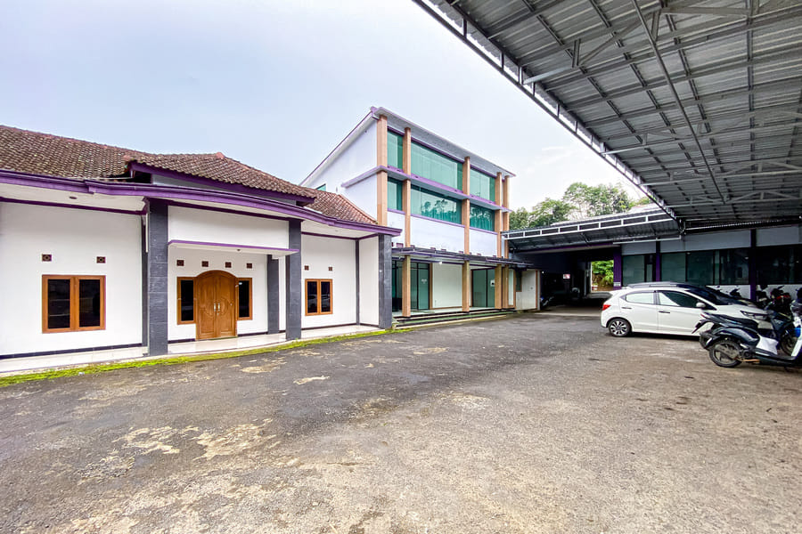 Hotel Tirta Jadi @ Karangkobar Banjarnegara Mitra RedDoorz