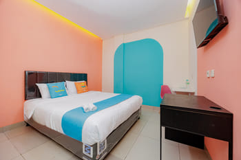 Sans Hotel Harapan Indah