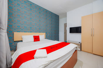 RedDoorz Syariah near Metropolitan Mall Bekasi