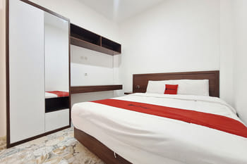 RedDoorz Syariah @ Zahra Homestay Maguwoharjo