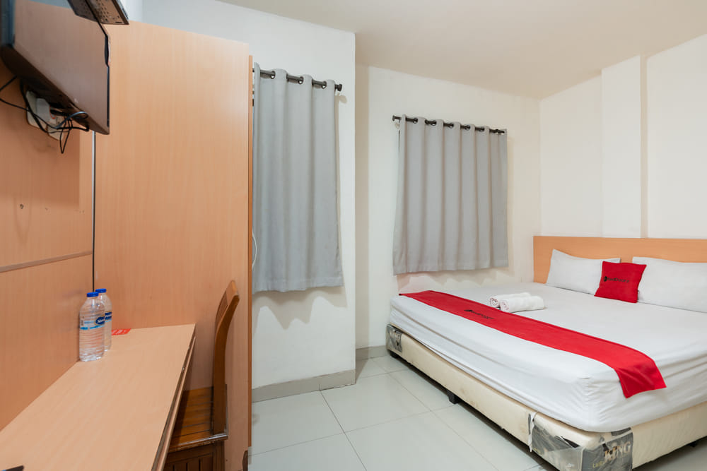 RedDoorz Premium