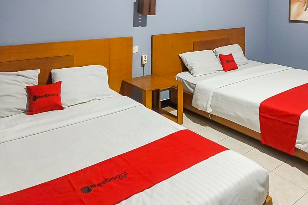 RedDoorz Family Room