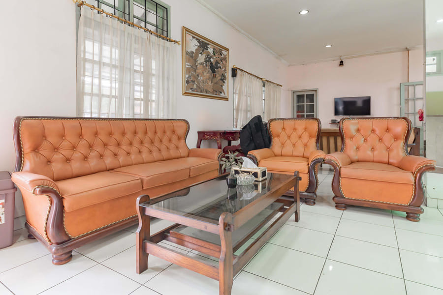 RedDoorz @ Hotel Pondok Kurnia near Buah Batu Bandung