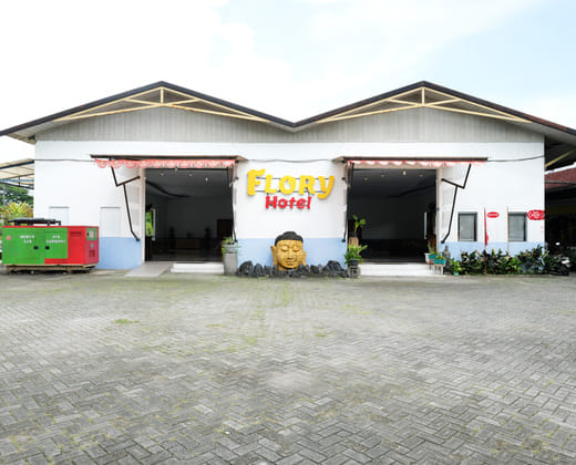 RedDoorz @ Flory Hotel Jalan Ringroad Selatan