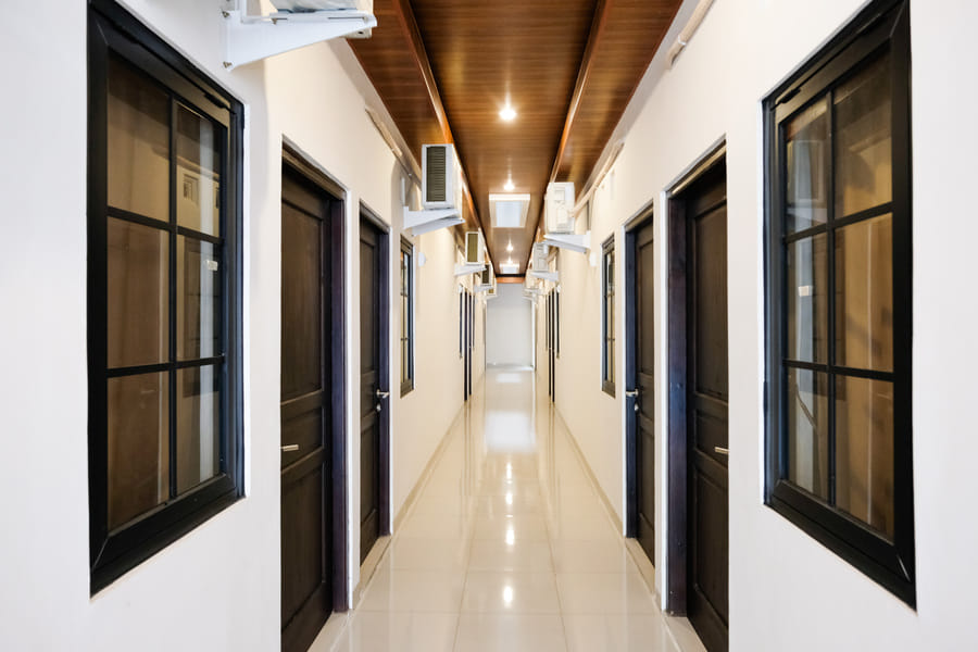 Urbanview Hotel Simple near Pakuwon Mall Jogja