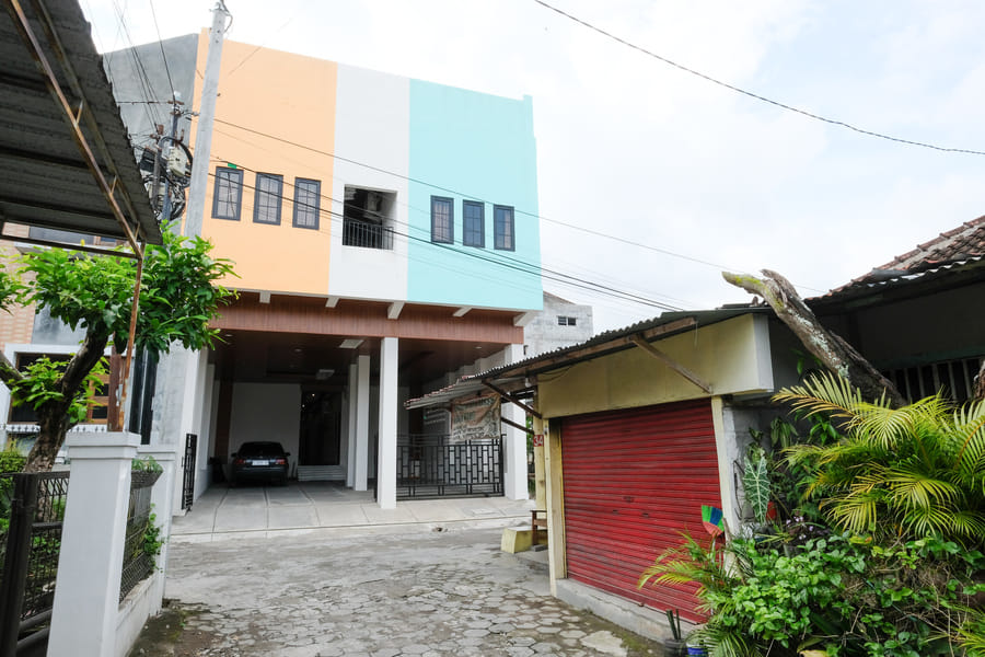 Urbanview Hotel Simple near Pakuwon Mall Jogja