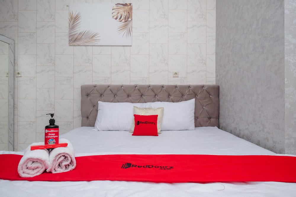 RedDoorz Room