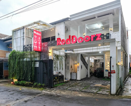 RedDoorz Syariah near Taruna Nusantara Magelang