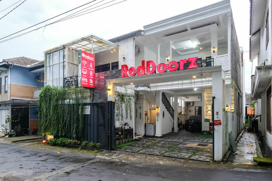 RedDoorz Syariah near Taruna Nusantara Magelang