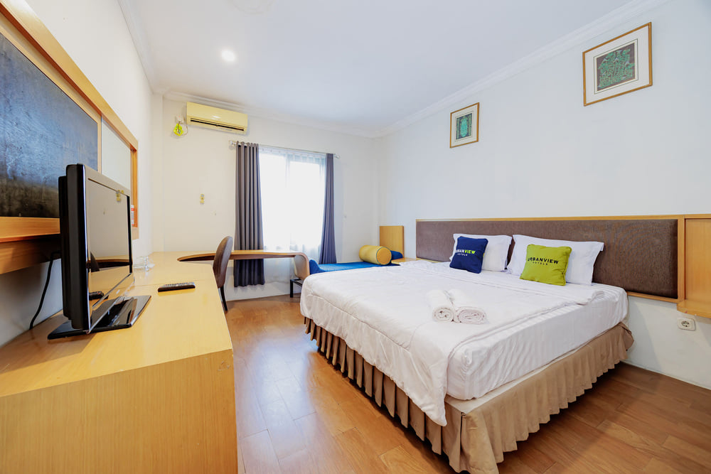 SALE Room