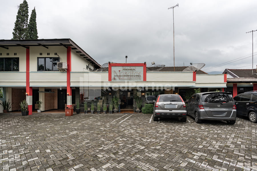 Naratas Hotel Cisarua Puncak Mitra RedDoorz