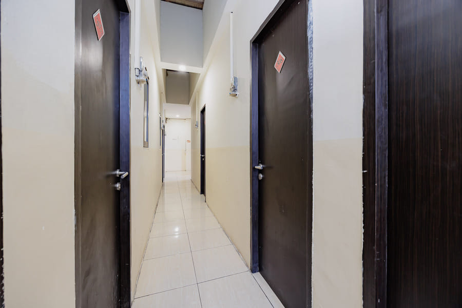 Hotel C18 @ Cibaduyut RedPartner