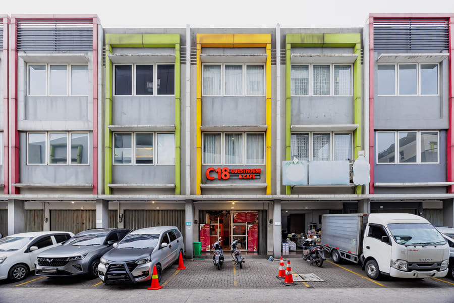 Hotel C18 @ Cibaduyut RedPartner