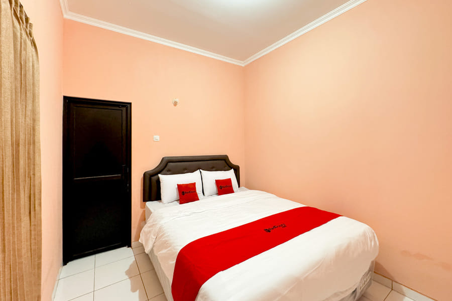 RedDoorz Syariah Miyona Krapyak Semarang