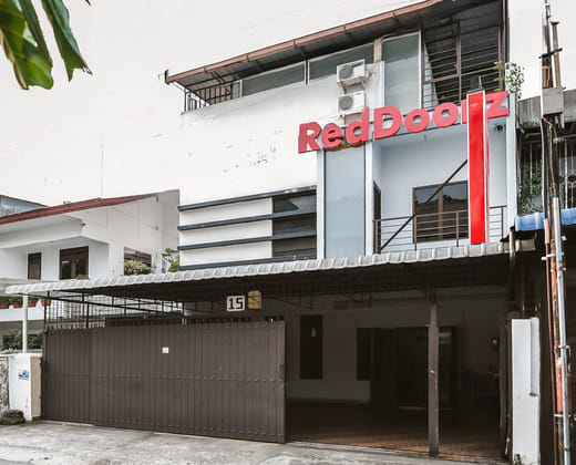 RedDoorz @ Jalan HM Yamin Medan