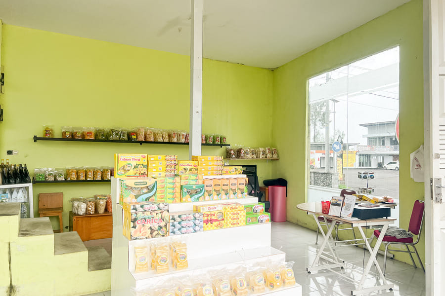 RedDoorz Syariah @ Jalan Dieng 7