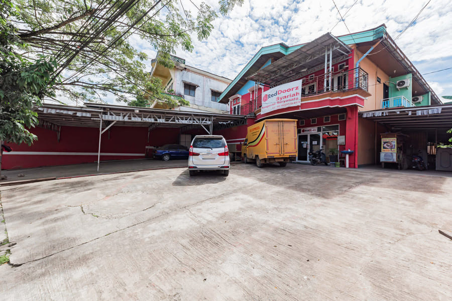 RedDoorz Syariah @ Pangeran Suryanata Samarinda