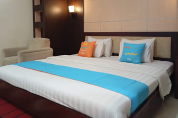 Sans Vibes Septia Malioboro Hotel