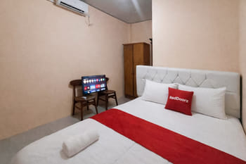 RedDoorz near Unsil Kampus 2 Tasikmalaya