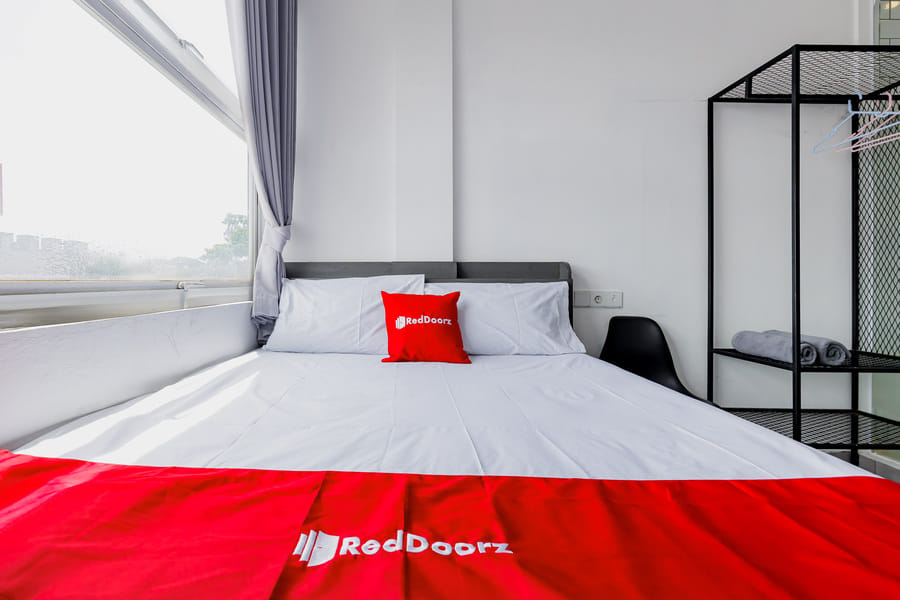 RedDoorz @ Chanara Stay PVJ Bandung
